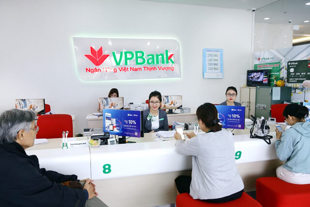 Biểu phí ngân hàng VPBank cập nhật mới nhất 2021