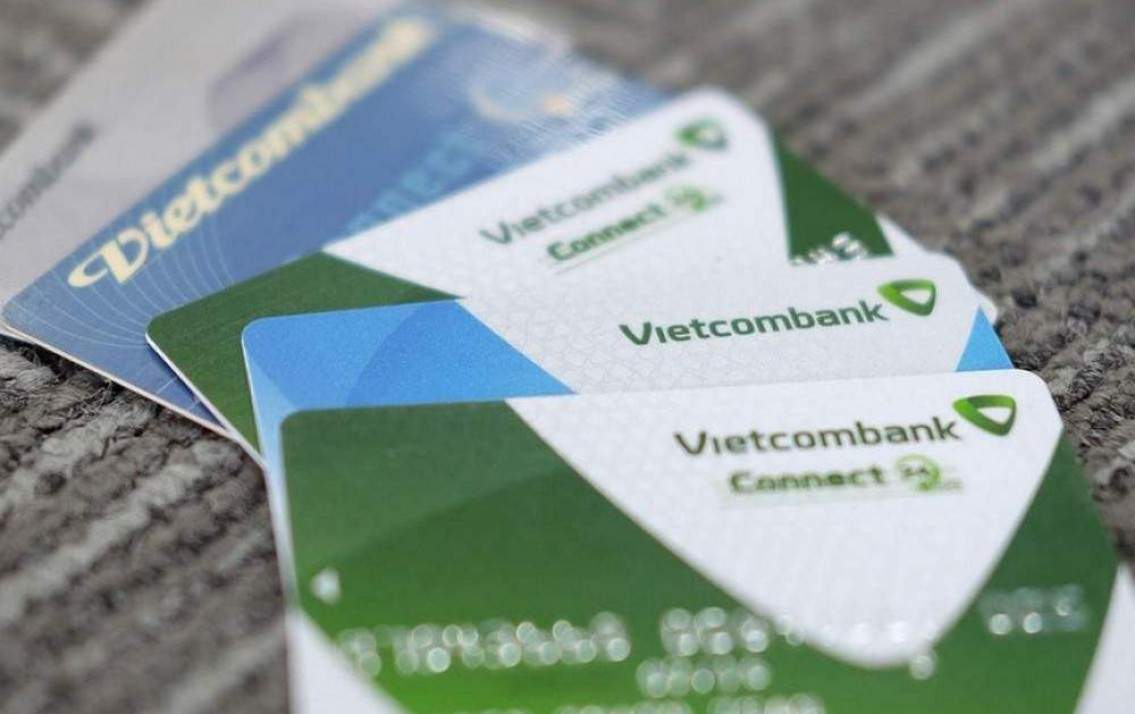 Hướng dẫn đăng ký làm thẻ ATM Vietcombank miễn phí 2021